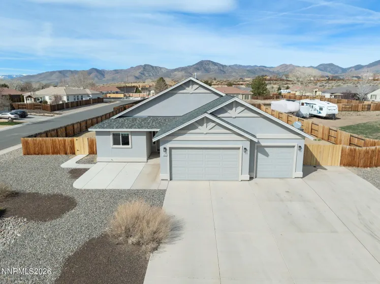 201 Verre, Dayton, Nevada 89403, 3 Bedrooms Bedrooms, ,2 BathroomsBathrooms,Residential,Residential,Verre,260002954