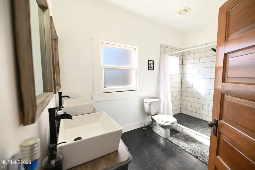 1185 Truckee, Fernley, Nevada 89408, 4 Bedrooms Bedrooms, ,2 BathroomsBathrooms,Residential,Residential,Truckee,260002946