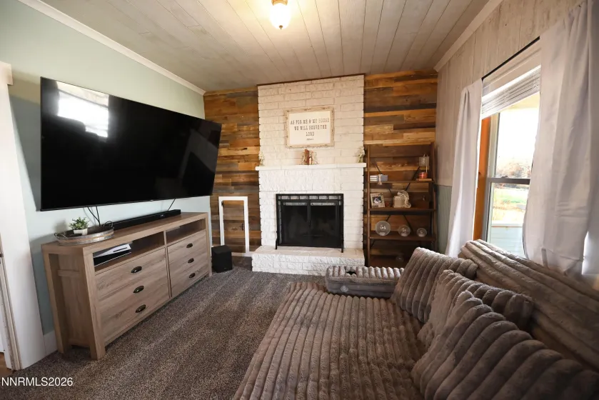 1185 Truckee, Fernley, Nevada 89408, 4 Bedrooms Bedrooms, ,2 BathroomsBathrooms,Residential,Residential,Truckee,260002946