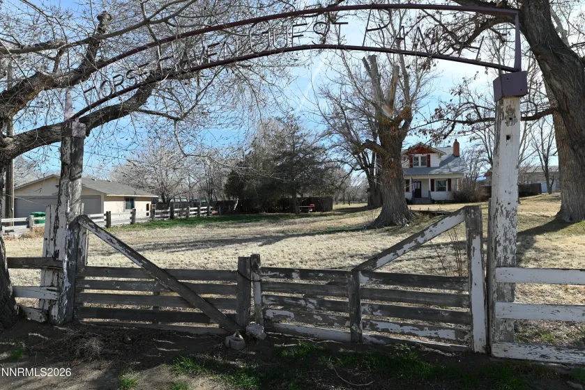 1185 Truckee, Fernley, Nevada 89408, 4 Bedrooms Bedrooms, ,2 BathroomsBathrooms,Residential,Residential,Truckee,260002946