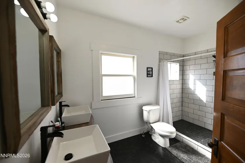 1185 Truckee, Fernley, Nevada 89408, 4 Bedrooms Bedrooms, ,2 BathroomsBathrooms,Residential,Residential,Truckee,260002946