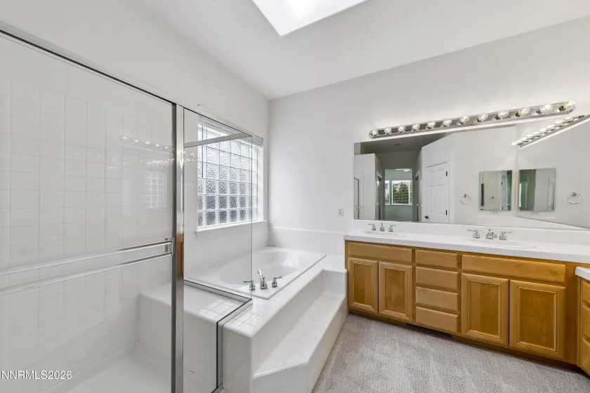 2724 Spirit Rock, Reno, Nevada 89511, 4 Bedrooms Bedrooms, ,3 BathroomsBathrooms,Residential,Residential,Spirit Rock,260002956