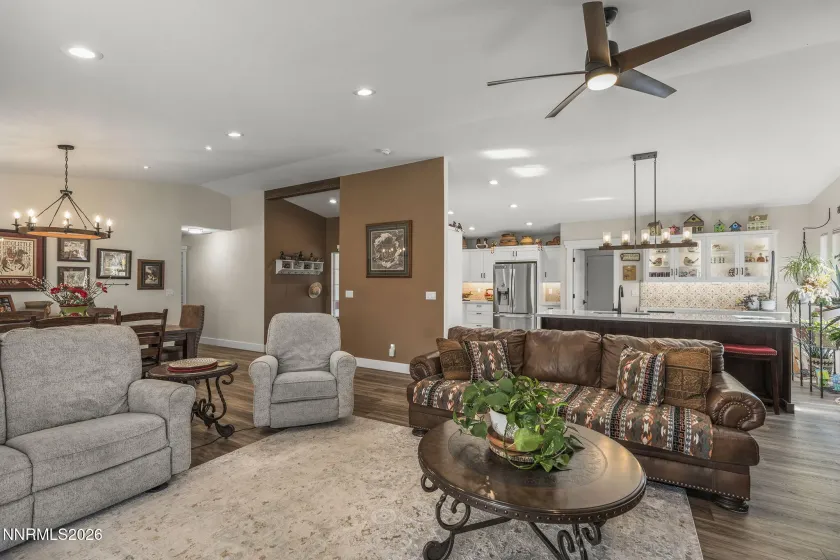 1714 Bougainvillea, Minden, Nevada 89423, 3 Bedrooms Bedrooms, ,2 BathroomsBathrooms,Residential,Residential,Bougainvillea,260002957