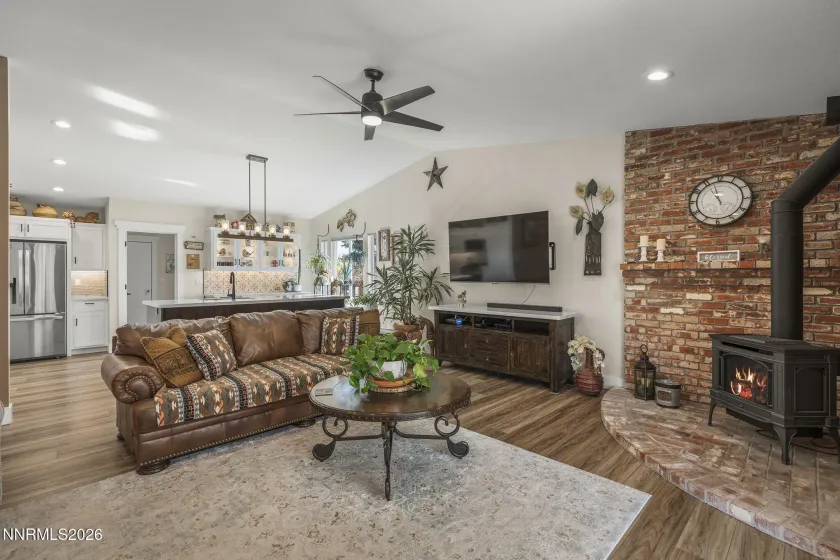 1714 Bougainvillea, Minden, Nevada 89423, 3 Bedrooms Bedrooms, ,2 BathroomsBathrooms,Residential,Residential,Bougainvillea,260002957