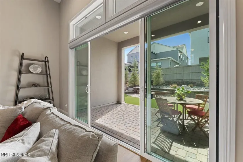 722 Pleasant Oak, Reno, Nevada 89511, 3 Bedrooms Bedrooms, ,4 BathroomsBathrooms,Residential,Residential,Pleasant Oak,260002968