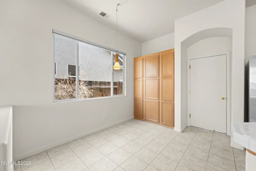 1641 Emerald Bay, Reno, Nevada 89521, 3 Bedrooms Bedrooms, ,2 BathroomsBathrooms,Residential,Residential,Emerald Bay,260002973