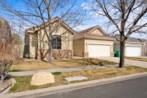 1641 Emerald Bay, Reno, Nevada 89521, 3 Bedrooms Bedrooms, ,2 BathroomsBathrooms,Residential,Residential,Emerald Bay,260002973