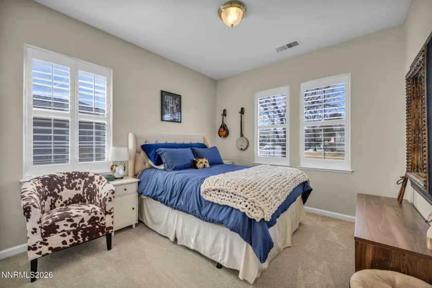 Good sized second bedroom