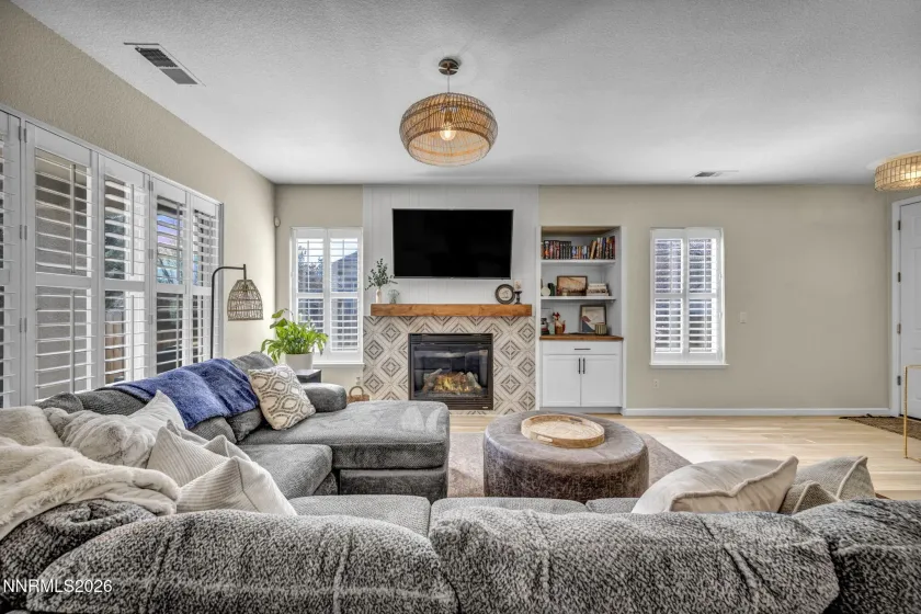 5590 Bridger Peak, Sparks, Nevada 89436, 3 Bedrooms Bedrooms, ,2 BathroomsBathrooms,Residential,Residential,Bridger Peak,260002975