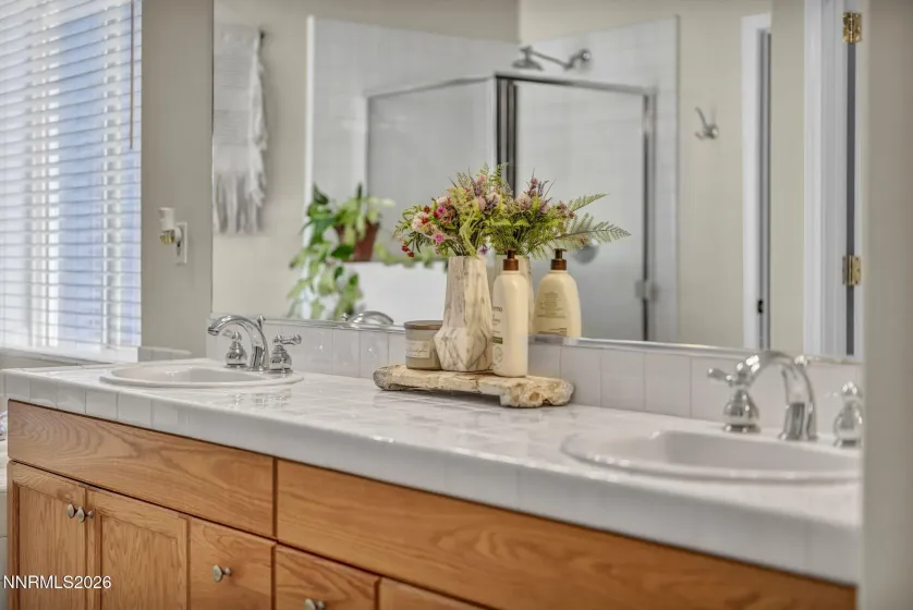 5590 Bridger Peak, Sparks, Nevada 89436, 3 Bedrooms Bedrooms, ,2 BathroomsBathrooms,Residential,Residential,Bridger Peak,260002975