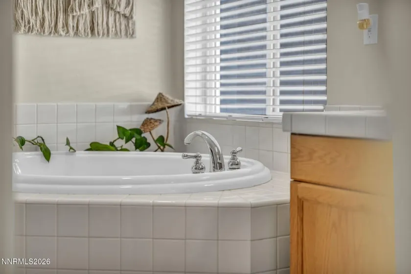 5590 Bridger Peak, Sparks, Nevada 89436, 3 Bedrooms Bedrooms, ,2 BathroomsBathrooms,Residential,Residential,Bridger Peak,260002975