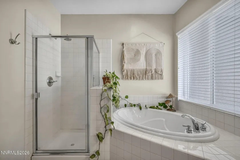 5590 Bridger Peak, Sparks, Nevada 89436, 3 Bedrooms Bedrooms, ,2 BathroomsBathrooms,Residential,Residential,Bridger Peak,260002975