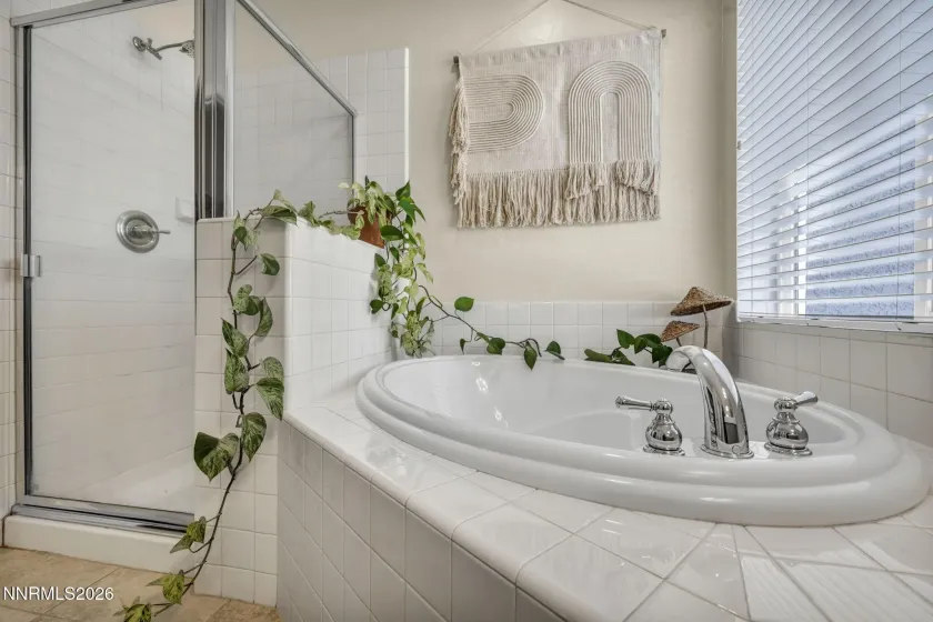 5590 Bridger Peak, Sparks, Nevada 89436, 3 Bedrooms Bedrooms, ,2 BathroomsBathrooms,Residential,Residential,Bridger Peak,260002975