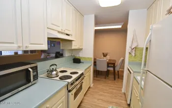 2955 Lakeside, Reno, Nevada 89509, 2 Bedrooms Bedrooms, ,1 BathroomBathrooms,Residential Lease,Manufactured,Lakeside,260002974