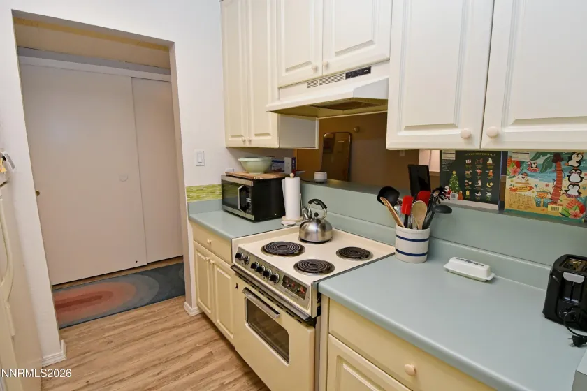 2955 Lakeside, Reno, Nevada 89509, 2 Bedrooms Bedrooms, ,1 BathroomBathrooms,Residential Lease,Manufactured,Lakeside,260002974