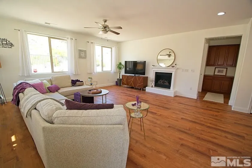 1051 Bogie, Minden, Nevada 89423, 3 Bedrooms Bedrooms, ,2 BathroomsBathrooms,Residential Lease,Manufactured,Bogie,260002976