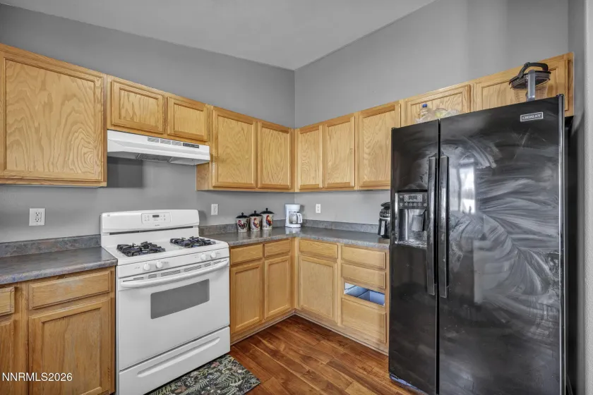 1453 Grey Bluffs, Fernley, Nevada 89408, 3 Bedrooms Bedrooms, ,2 BathroomsBathrooms,Residential,Residential,Grey Bluffs,260002977