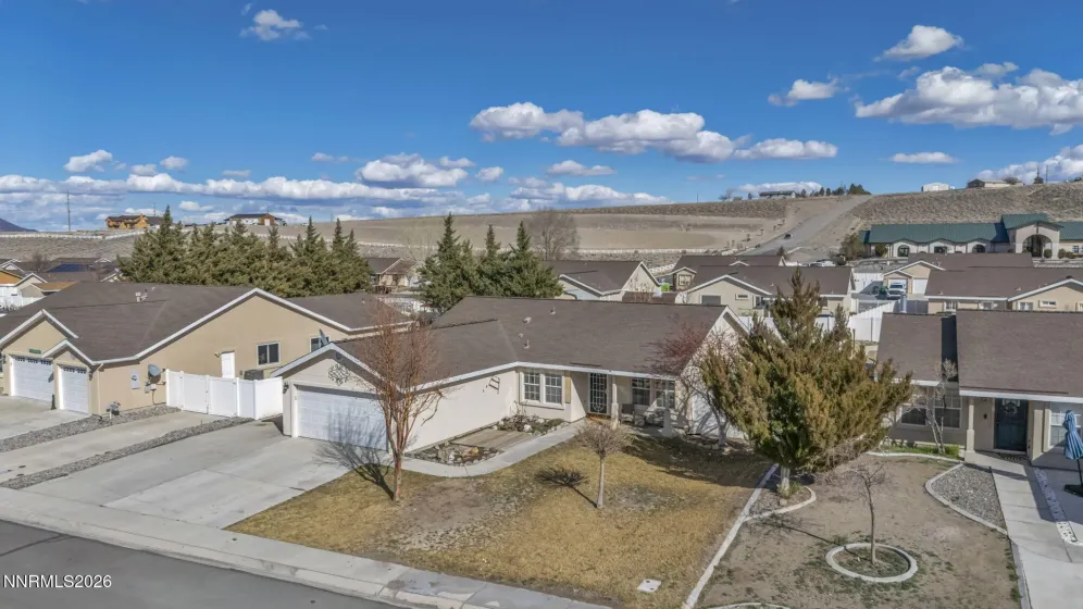 1453 Grey Bluffs, Fernley, Nevada 89408, 3 Bedrooms Bedrooms, ,2 BathroomsBathrooms,Residential,Residential,Grey Bluffs,260002977