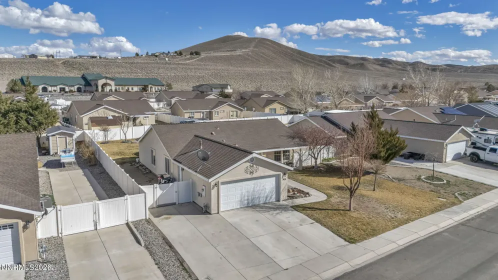 1453 Grey Bluffs, Fernley, Nevada 89408, 3 Bedrooms Bedrooms, ,2 BathroomsBathrooms,Residential,Residential,Grey Bluffs,260002977