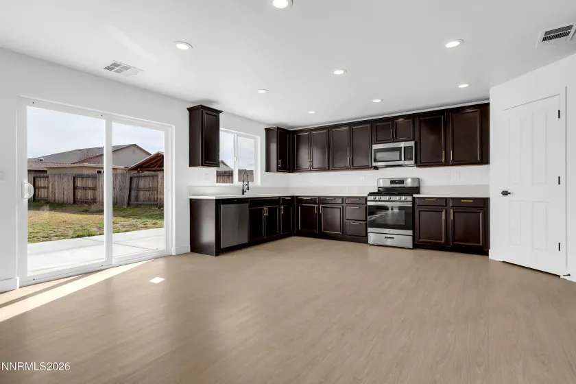 14364 Durham, Reno, Nevada 89506, 4 Bedrooms Bedrooms, ,3 BathroomsBathrooms,Residential,Residential,Durham,260002979