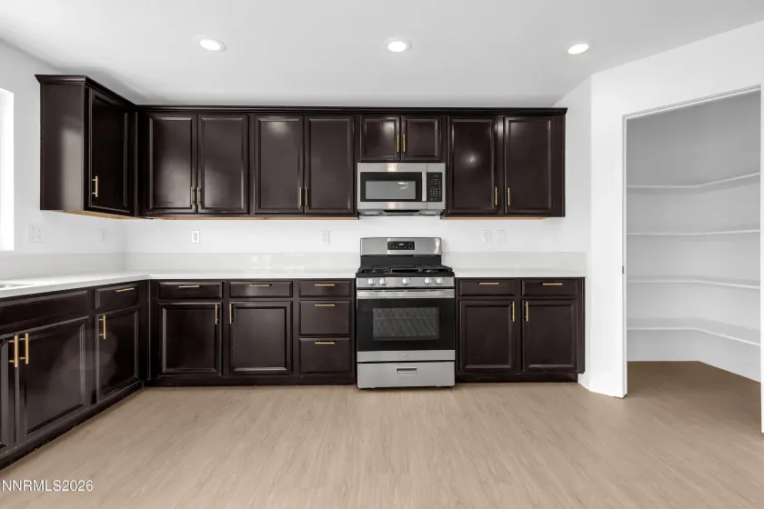 14364 Durham, Reno, Nevada 89506, 4 Bedrooms Bedrooms, ,3 BathroomsBathrooms,Residential,Residential,Durham,260002979