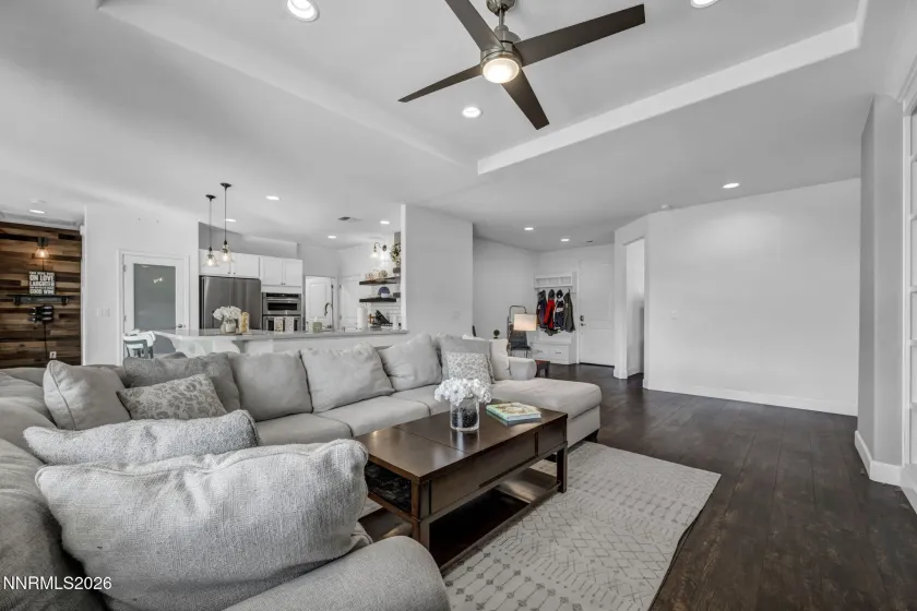 2426 Silver Maple, Reno, Nevada 89521, 3 Bedrooms Bedrooms, ,2 BathroomsBathrooms,Residential,Residential,Silver Maple,260002982