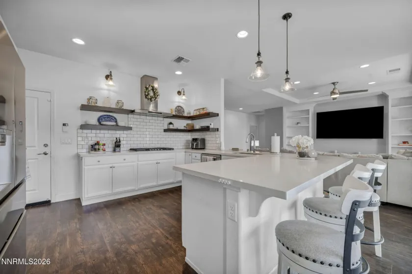 2426 Silver Maple, Reno, Nevada 89521, 3 Bedrooms Bedrooms, ,2 BathroomsBathrooms,Residential,Residential,Silver Maple,260002982