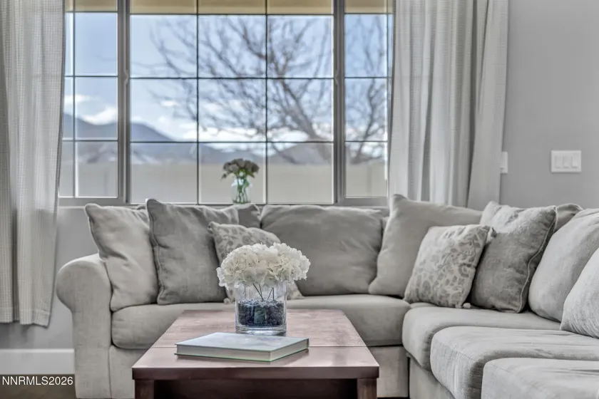 2426 Silver Maple, Reno, Nevada 89521, 3 Bedrooms Bedrooms, ,2 BathroomsBathrooms,Residential,Residential,Silver Maple,260002982