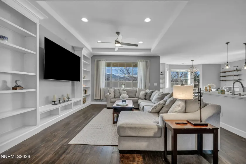 2426 Silver Maple, Reno, Nevada 89521, 3 Bedrooms Bedrooms, ,2 BathroomsBathrooms,Residential,Residential,Silver Maple,260002982