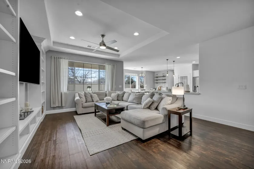 2426 Silver Maple, Reno, Nevada 89521, 3 Bedrooms Bedrooms, ,2 BathroomsBathrooms,Residential,Residential,Silver Maple,260002982