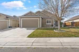668 Canary, Fernley, Nevada 89408, 3 Bedrooms Bedrooms, ,2 BathroomsBathrooms,Residential,Residential,Canary,260002983