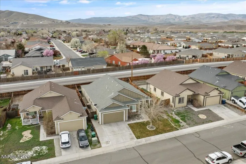 668 Canary, Fernley, Nevada 89408, 3 Bedrooms Bedrooms, ,2 BathroomsBathrooms,Residential,Residential,Canary,260002983