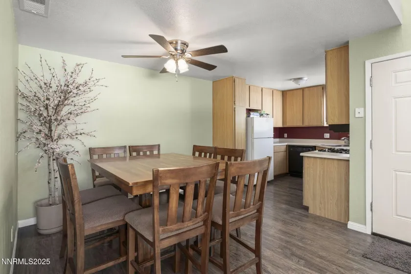 2407 Sunny Slope, Sparks, Nevada 89434, 1 Bedroom Bedrooms, ,1 BathroomBathrooms,Residential,Residential,Sunny Slope,250055803