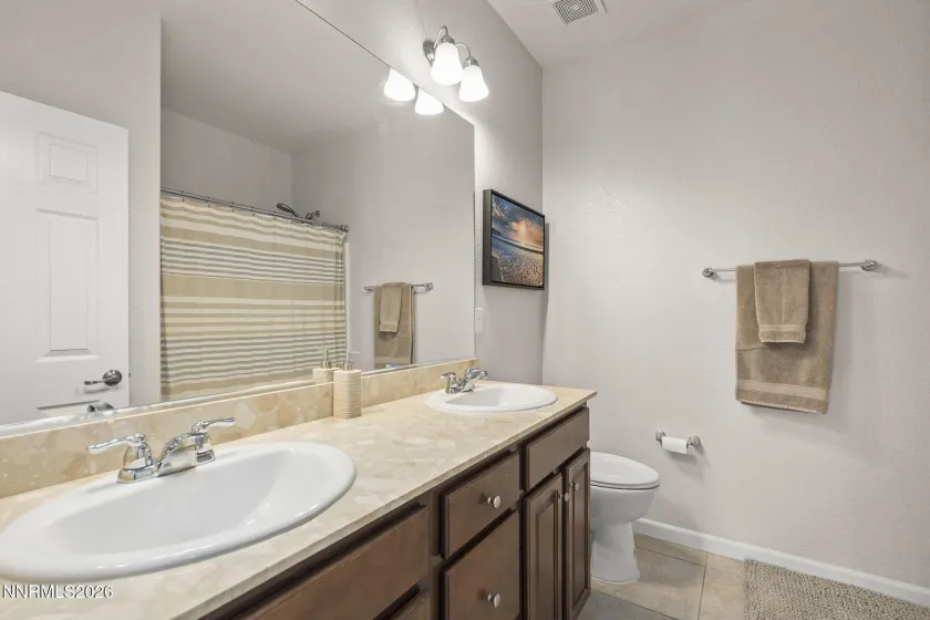 2201 Quailwood, Reno, Nevada 89521, 4 Bedrooms Bedrooms, ,2 BathroomsBathrooms,Residential,Residential,Quailwood,260002991