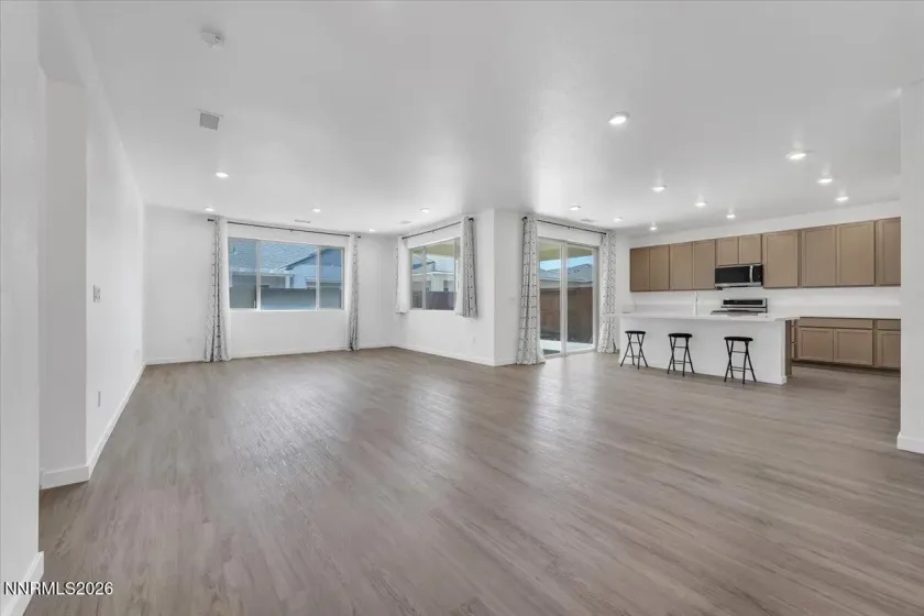 351 Porter Peak, Carson City, Nevada 89701, 4 Bedrooms Bedrooms, ,4 BathroomsBathrooms,Residential,Residential,Porter Peak,260002993