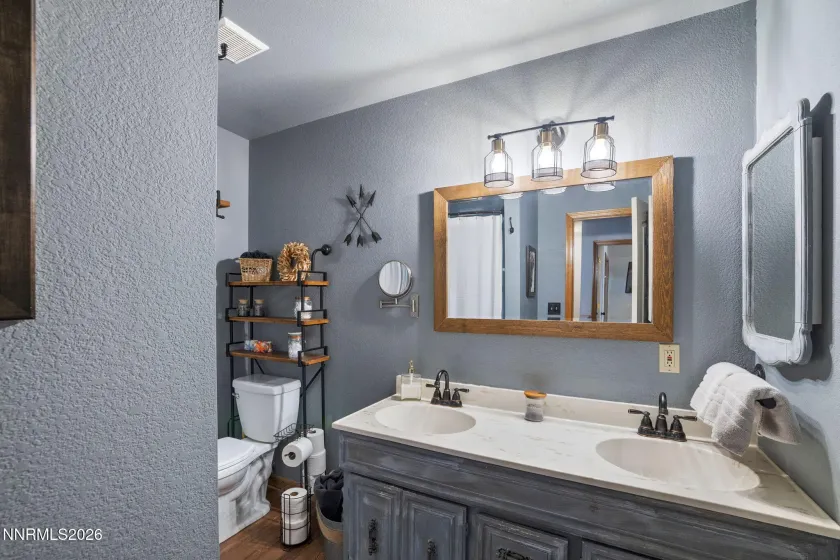 99 Toll, Virginia City, Nevada 89440, 4 Bedrooms Bedrooms, ,3 BathroomsBathrooms,Residential,Residential,Toll,260002997