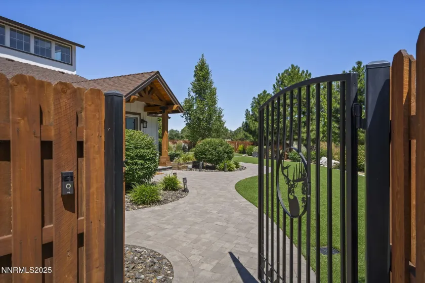 1777 Winnie, Carson City, Nevada 89703, 2 Bedrooms Bedrooms, ,4 BathroomsBathrooms,Residential,Residential,Winnie,260002999