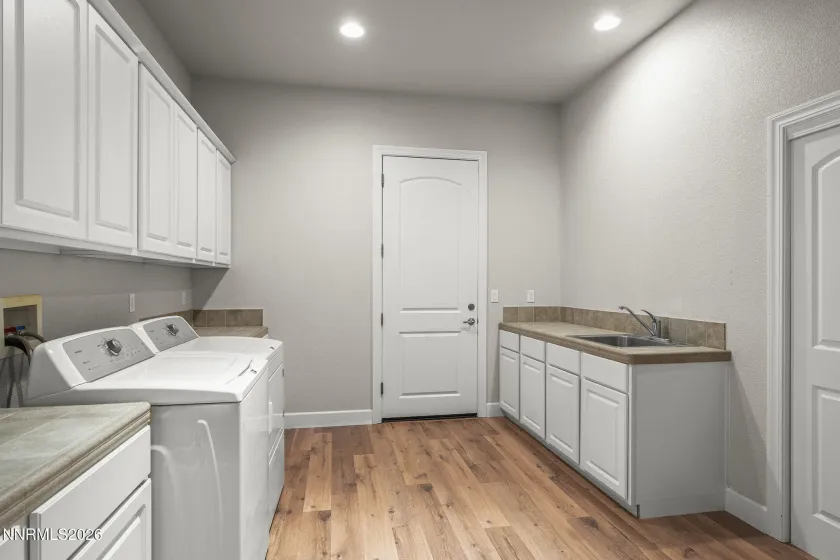 134 Denio, Dayton, Nevada 89403, 4 Bedrooms Bedrooms, ,4 BathroomsBathrooms,Residential,Residential,Denio,260003000