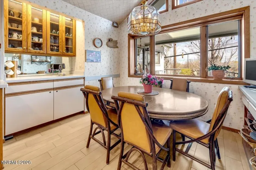 100 Moore, Reno, Nevada 89509, 5 Bedrooms Bedrooms, ,4 BathroomsBathrooms,Residential,Residential,Moore,260003003