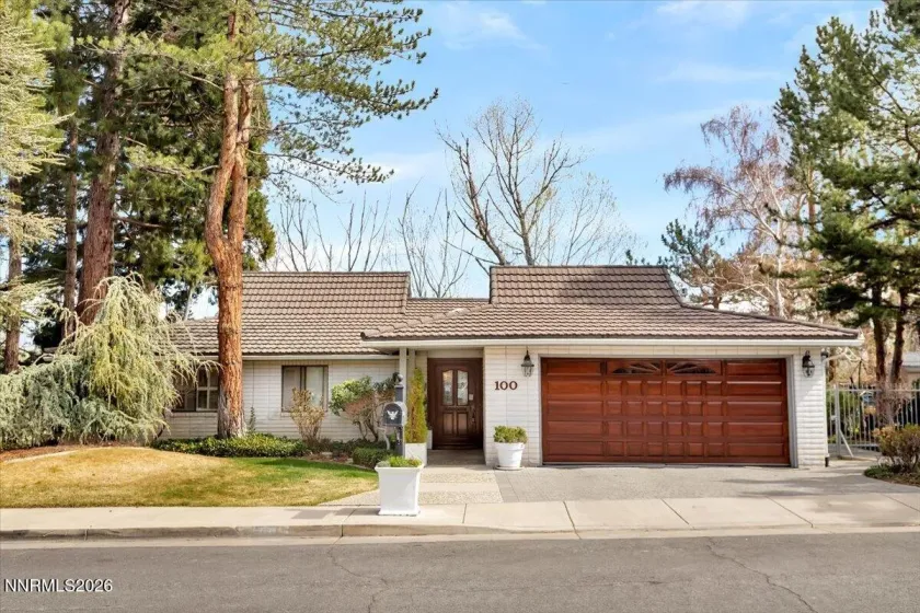 100 Moore, Reno, Nevada 89509, 5 Bedrooms Bedrooms, ,4 BathroomsBathrooms,Residential,Residential,Moore,260003003