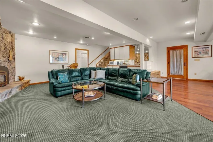 100 Moore, Reno, Nevada 89509, 5 Bedrooms Bedrooms, ,4 BathroomsBathrooms,Residential,Residential,Moore,260003003