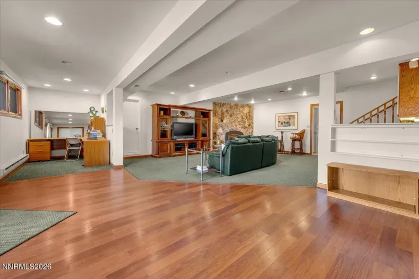 100 Moore, Reno, Nevada 89509, 5 Bedrooms Bedrooms, ,4 BathroomsBathrooms,Residential,Residential,Moore,260003003