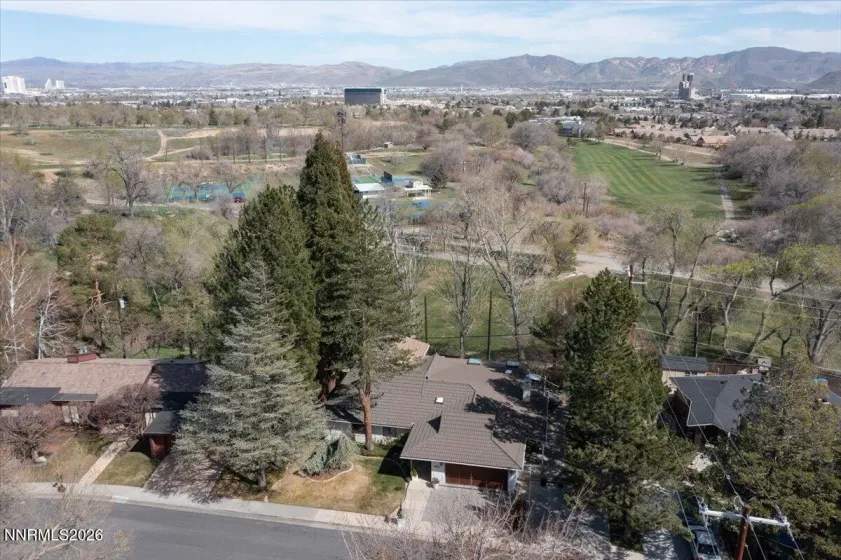 100 Moore, Reno, Nevada 89509, 5 Bedrooms Bedrooms, ,4 BathroomsBathrooms,Residential,Residential,Moore,260003003