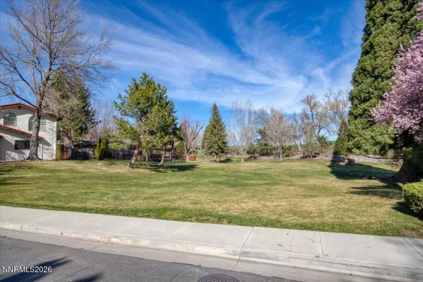 100 Moore, Reno, Nevada 89509, 5 Bedrooms Bedrooms, ,4 BathroomsBathrooms,Residential,Residential,Moore,260003003