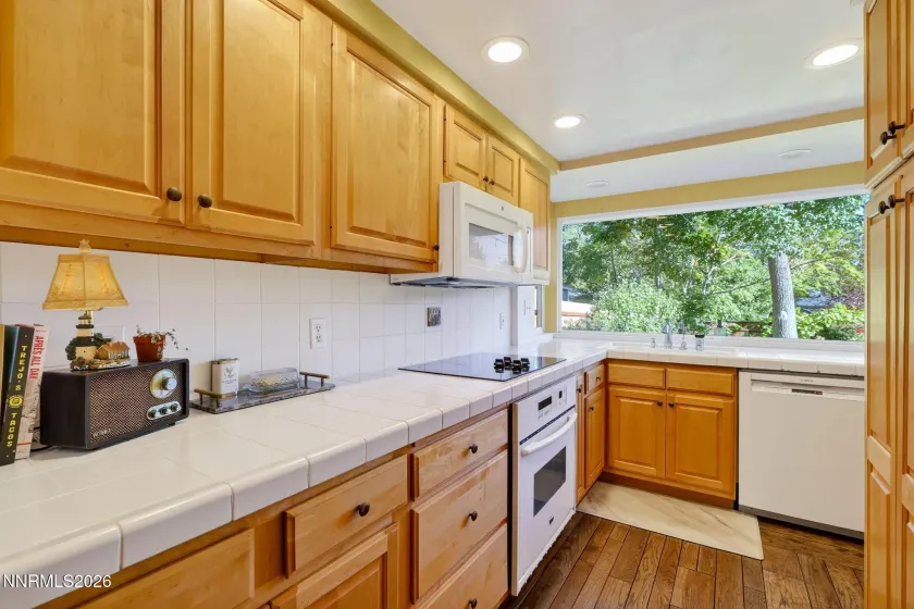 1464 Mark Twain, Reno, Nevada 89509, 3 Bedrooms Bedrooms, ,2 BathroomsBathrooms,Residential,Residential,Mark Twain,260000959