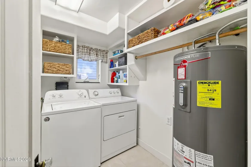 1464 Mark Twain, Reno, Nevada 89509, 3 Bedrooms Bedrooms, ,2 BathroomsBathrooms,Residential,Residential,Mark Twain,260000959