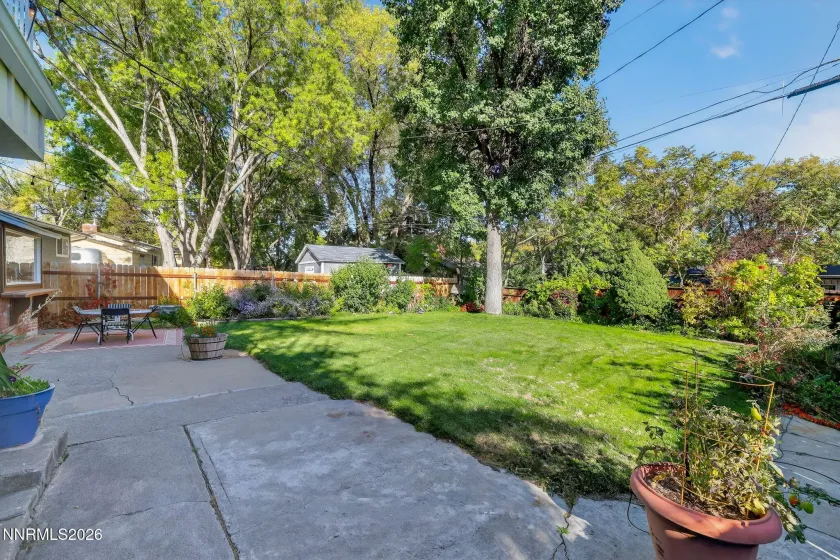 1464 Mark Twain, Reno, Nevada 89509, 3 Bedrooms Bedrooms, ,2 BathroomsBathrooms,Residential,Residential,Mark Twain,260000959