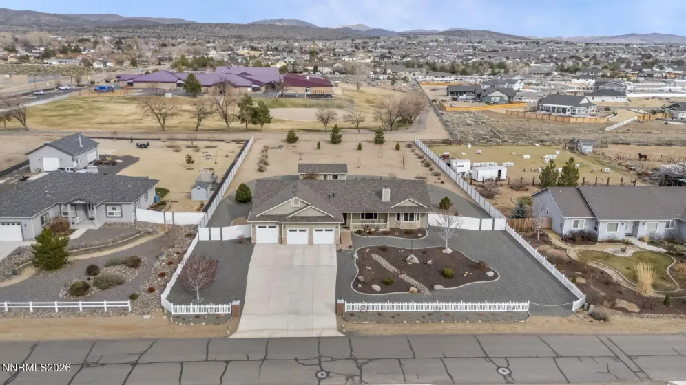 2785 Gordon, Minden, Nevada 89423, 3 Bedrooms Bedrooms, ,2 BathroomsBathrooms,Residential,Residential,Gordon,260003006