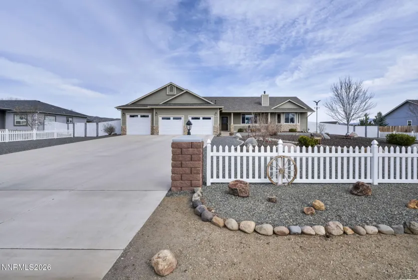 2785 Gordon, Minden, Nevada 89423, 3 Bedrooms Bedrooms, ,2 BathroomsBathrooms,Residential,Residential,Gordon,260003006