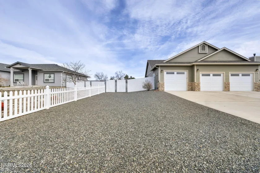 2785 Gordon, Minden, Nevada 89423, 3 Bedrooms Bedrooms, ,2 BathroomsBathrooms,Residential,Residential,Gordon,260003006